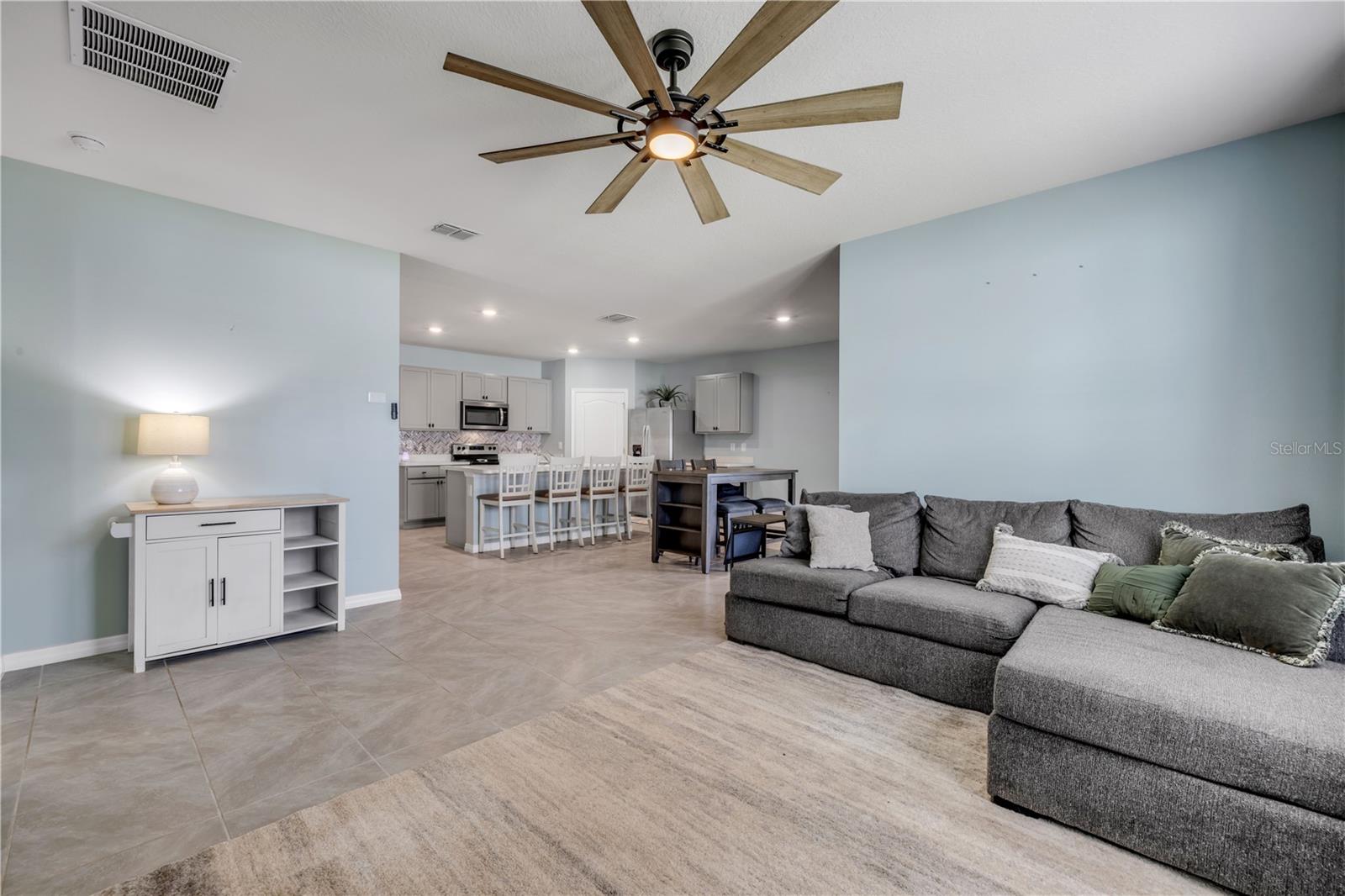 Image 11 of 29 For 2731 Neverland Drive