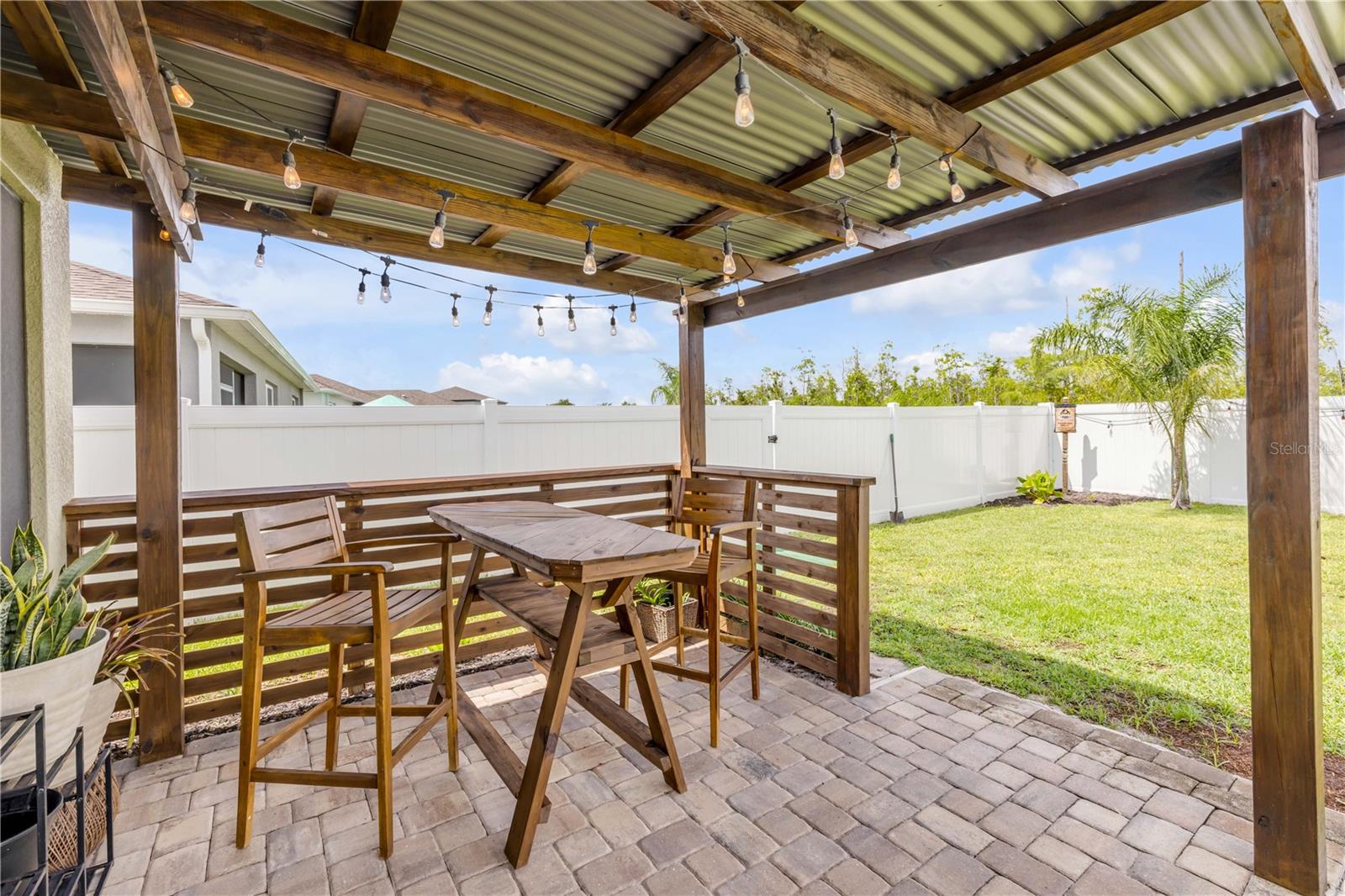 Image 24 of 29 For 2731 Neverland Drive