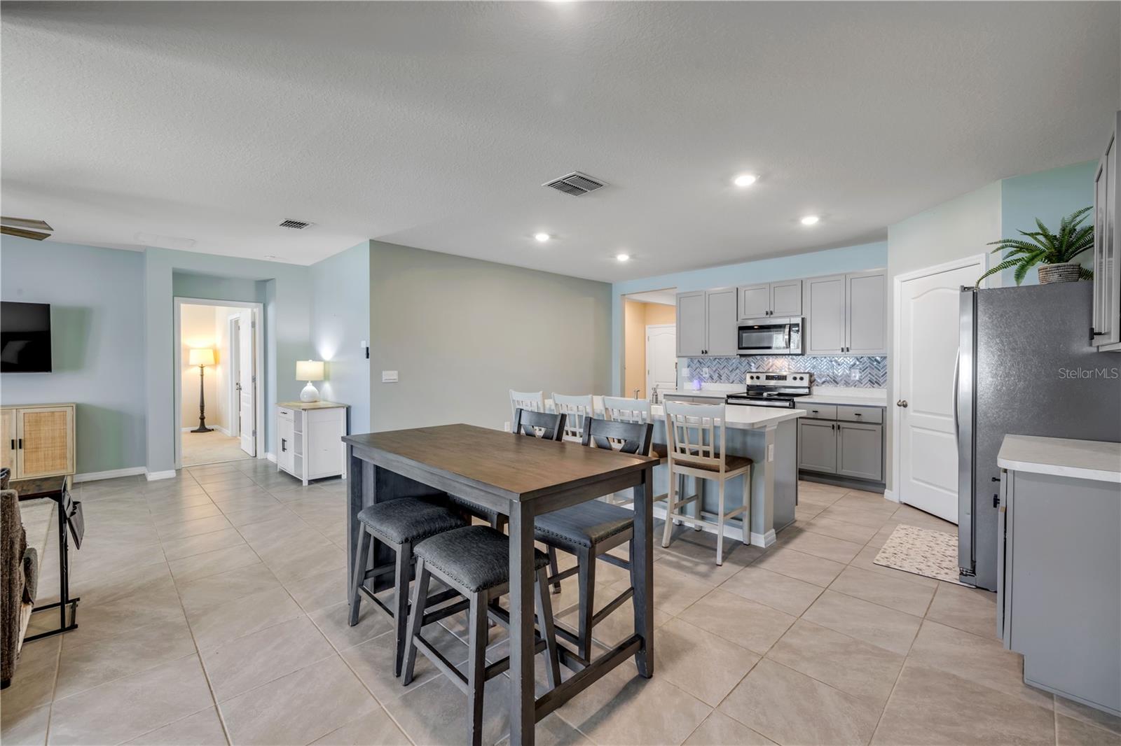 Image 9 of 29 For 2731 Neverland Drive