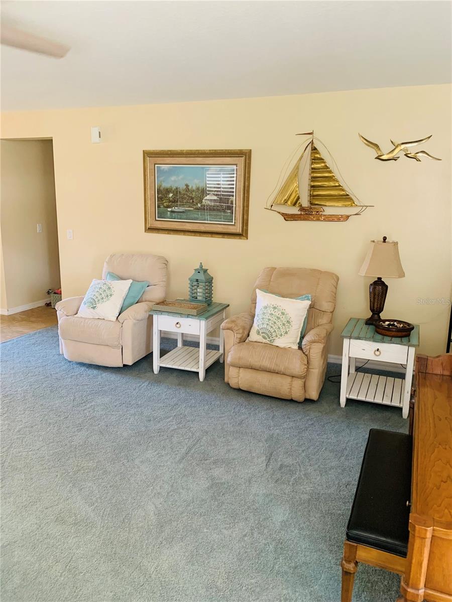 Image 4 of 19 For 2672 Star Coral Lane
