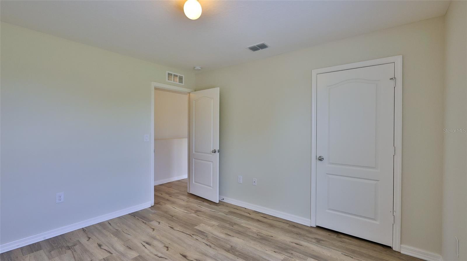 Image 12 of 46 For 441 White Coral Drive