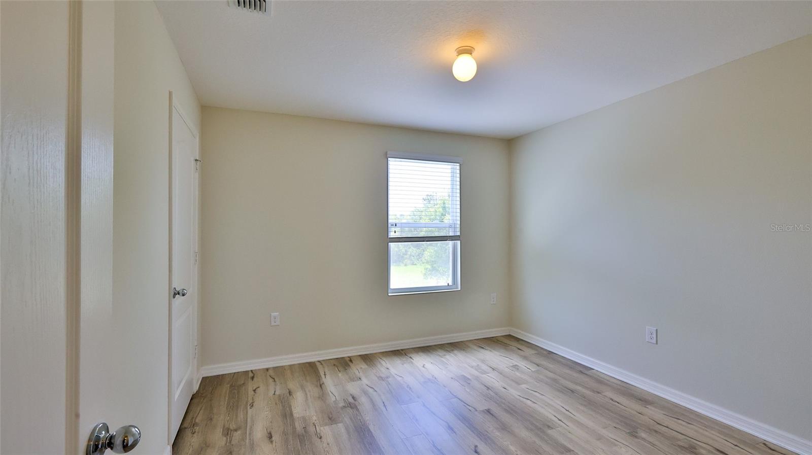 Image 13 of 46 For 441 White Coral Drive
