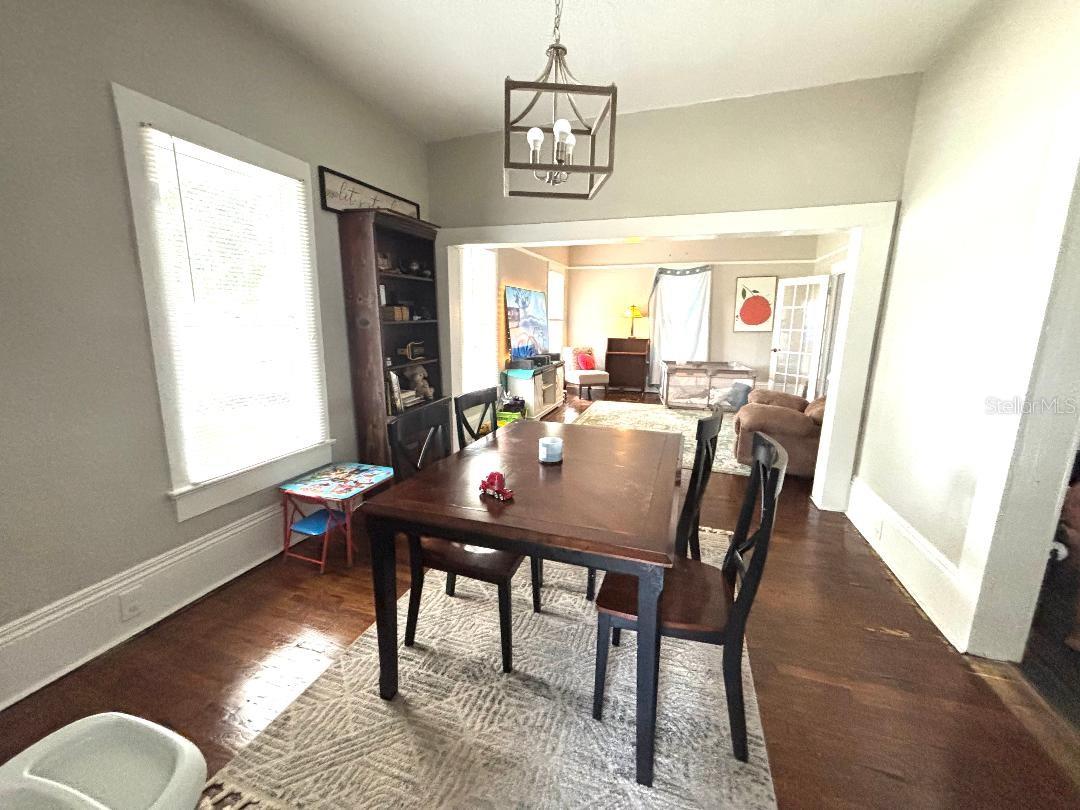 Image 11 of 23 For 306 Murray Street