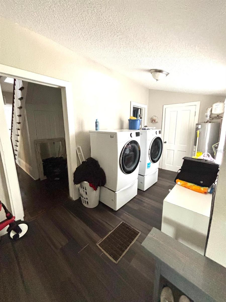 Image 16 of 23 For 306 Murray Street