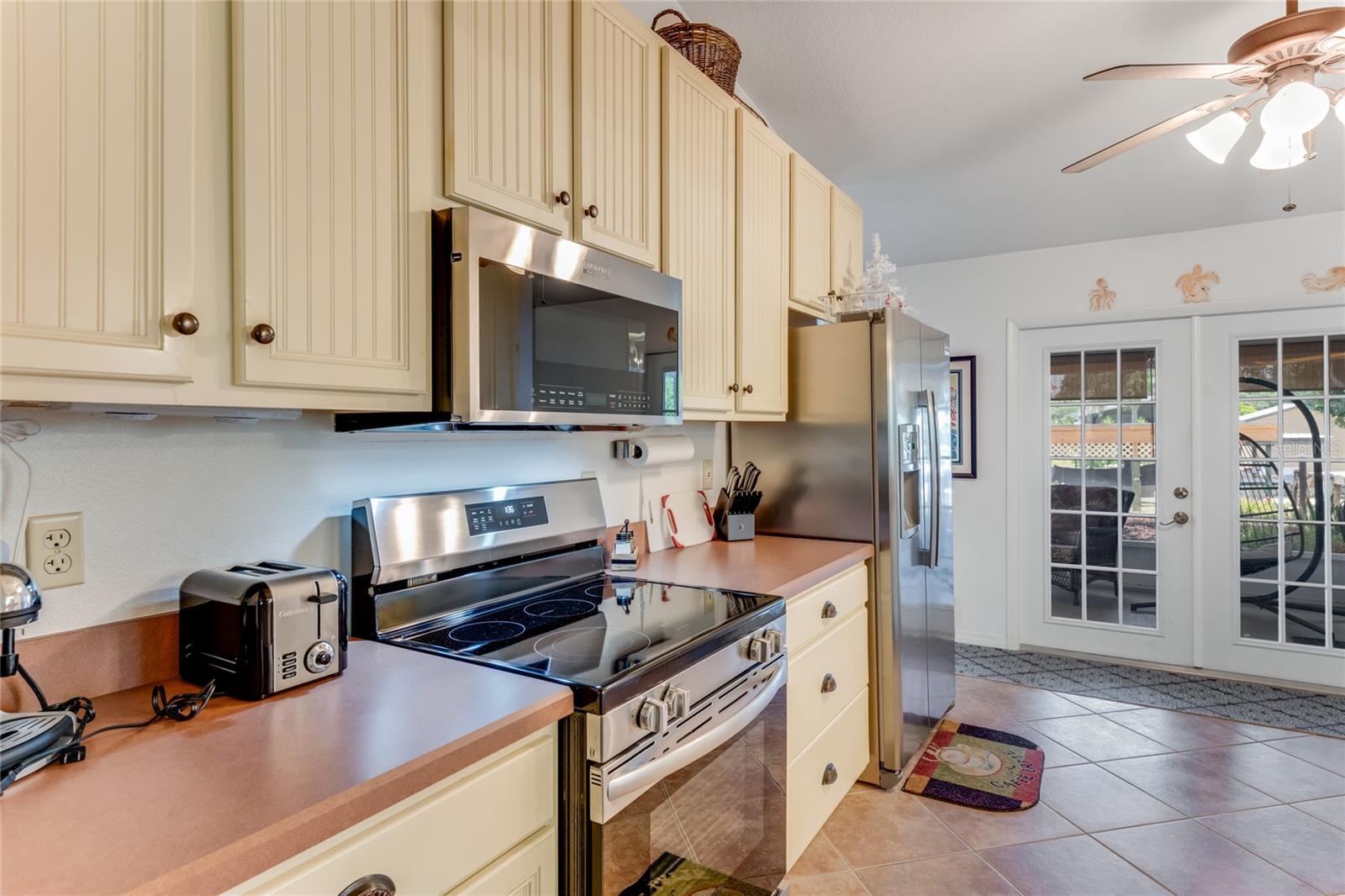 Image 11 of 34 For 235 Randle Avenue