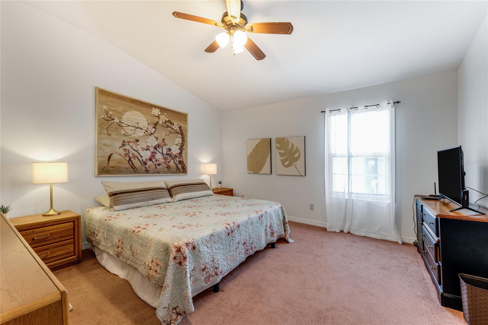 Image 12 of 34 For 235 Randle Avenue