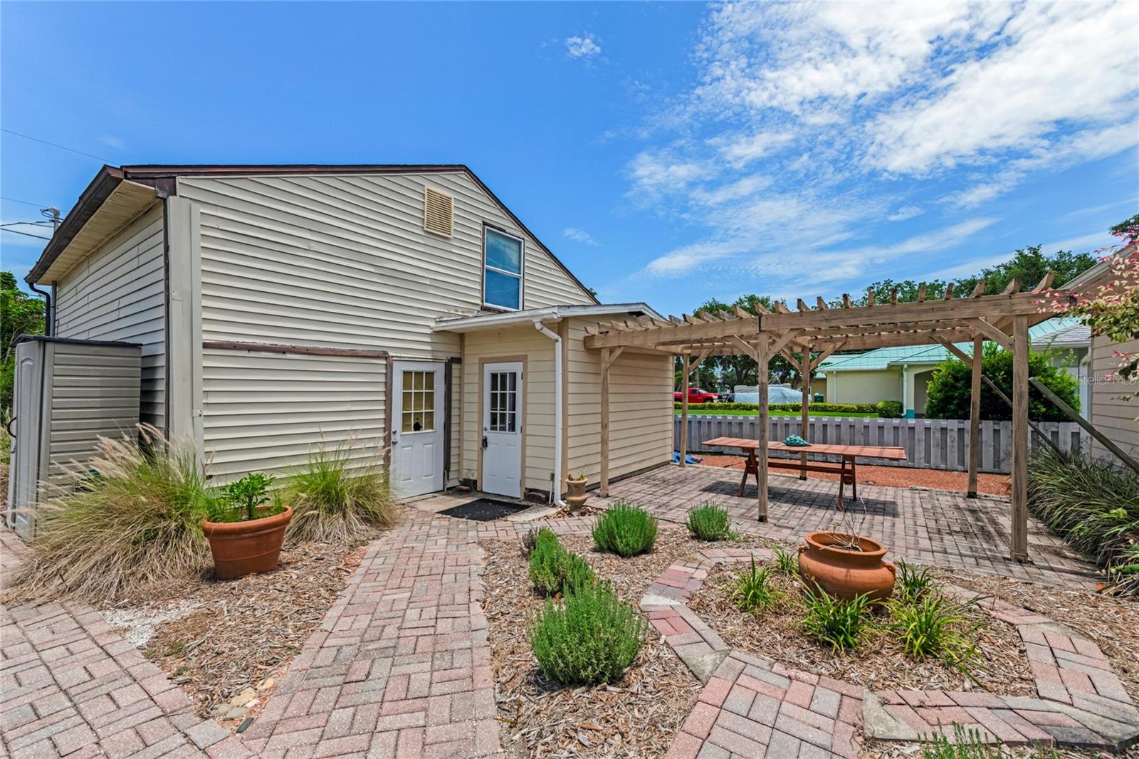 Image 22 of 34 For 235 Randle Avenue