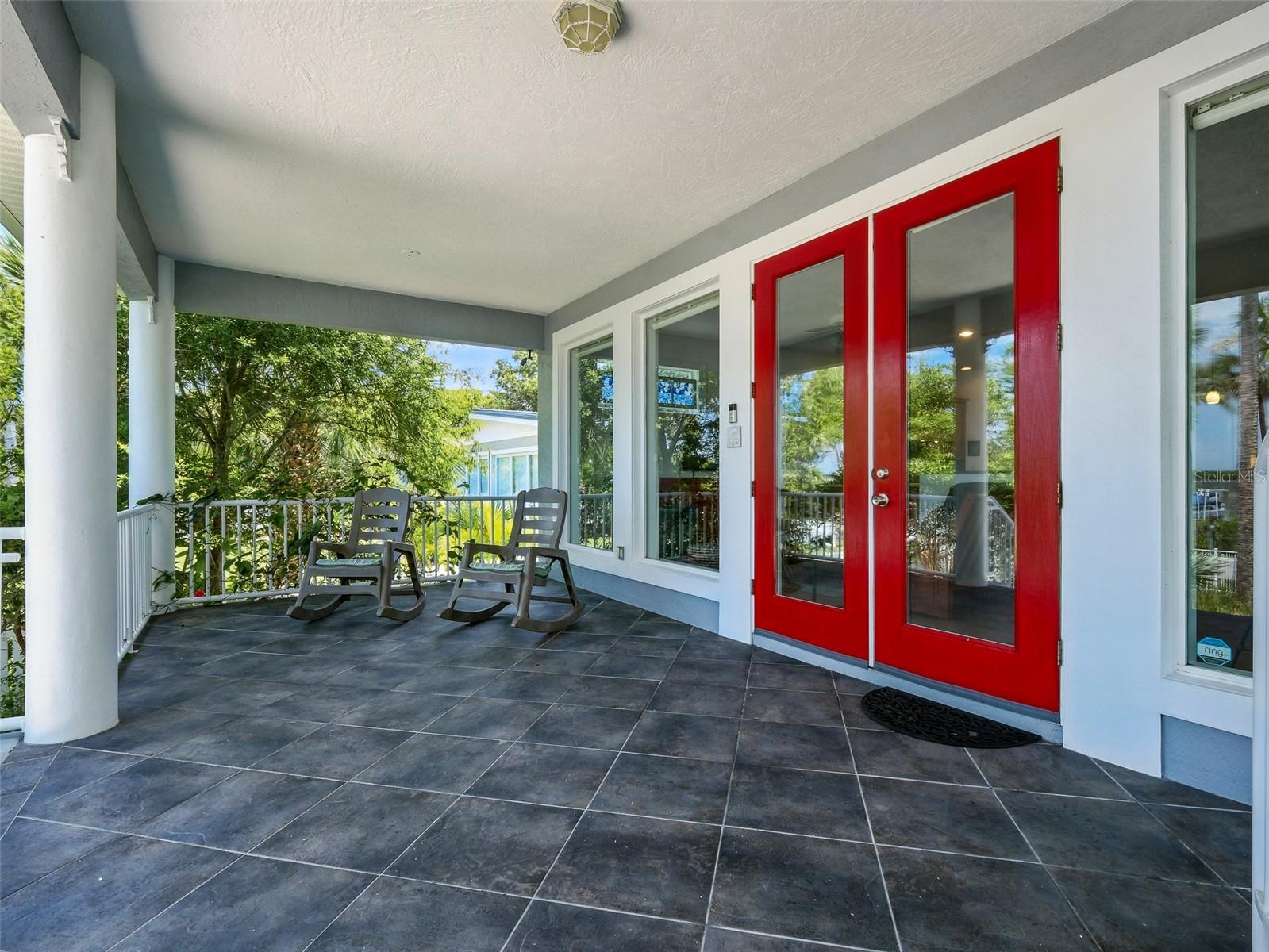 Image 12 of 97 For 206 Riverside Drive
