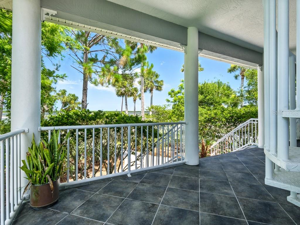 Image 17 of 97 For 206 Riverside Drive