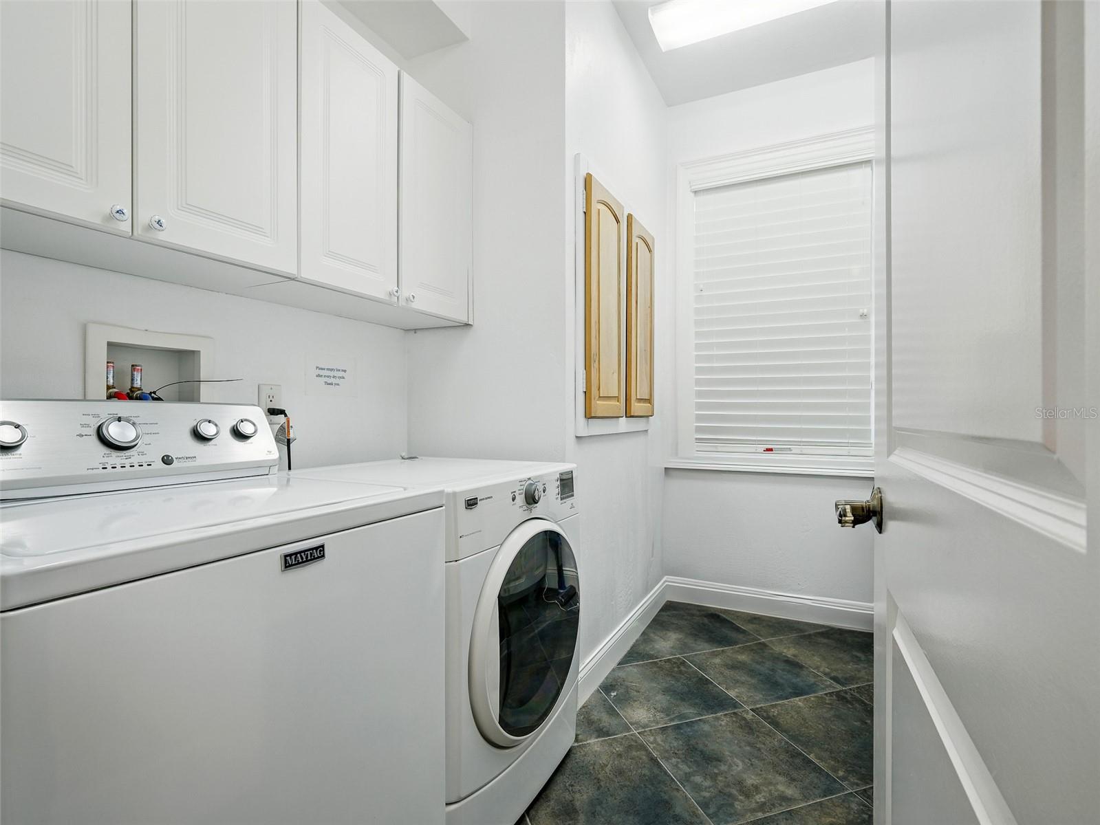 Image 43 of 97 For 206 Riverside Drive