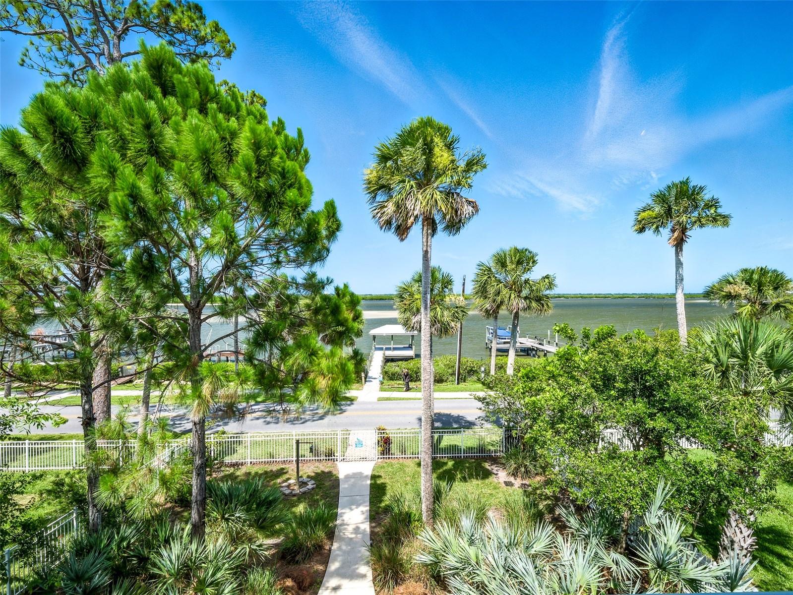 Image 75 of 97 For 206 Riverside Drive