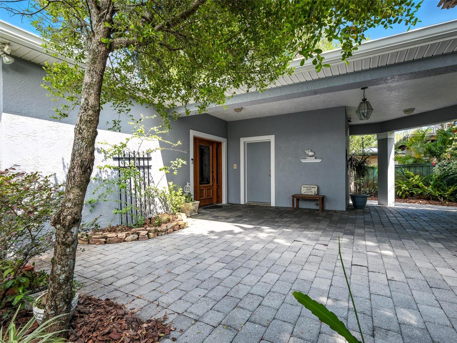 Image 85 of 97 For 206 Riverside Drive