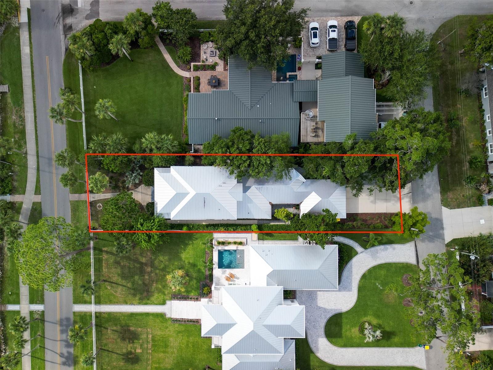 Image 9 of 97 For 206 Riverside Drive