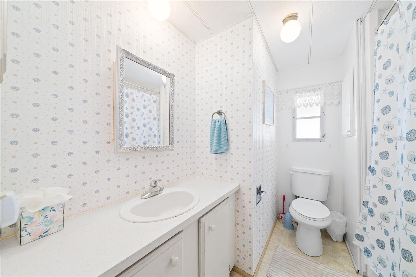 Image 14 of 48 For 173 Holiday Park Boulevard Ne