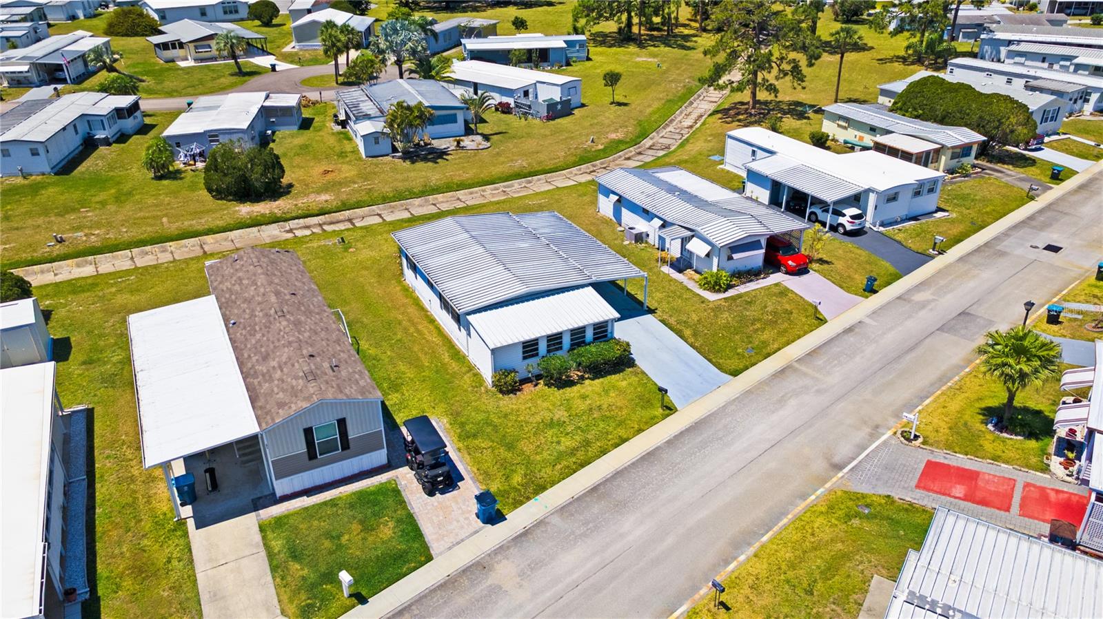 Image 41 of 48 For 173 Holiday Park Boulevard Ne