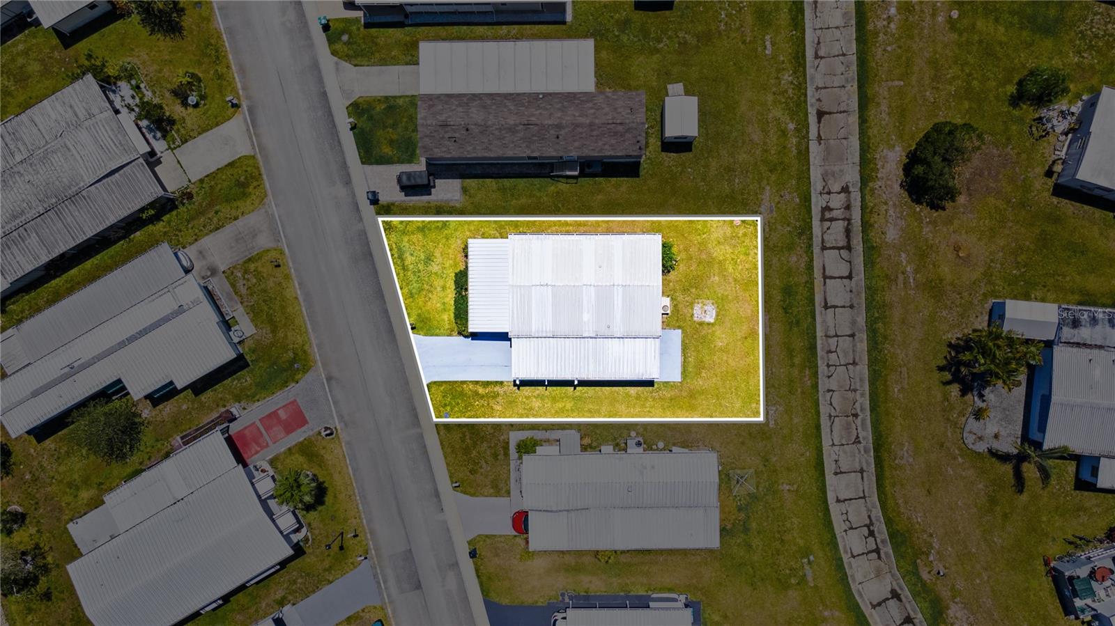 Image 42 of 48 For 173 Holiday Park Boulevard Ne