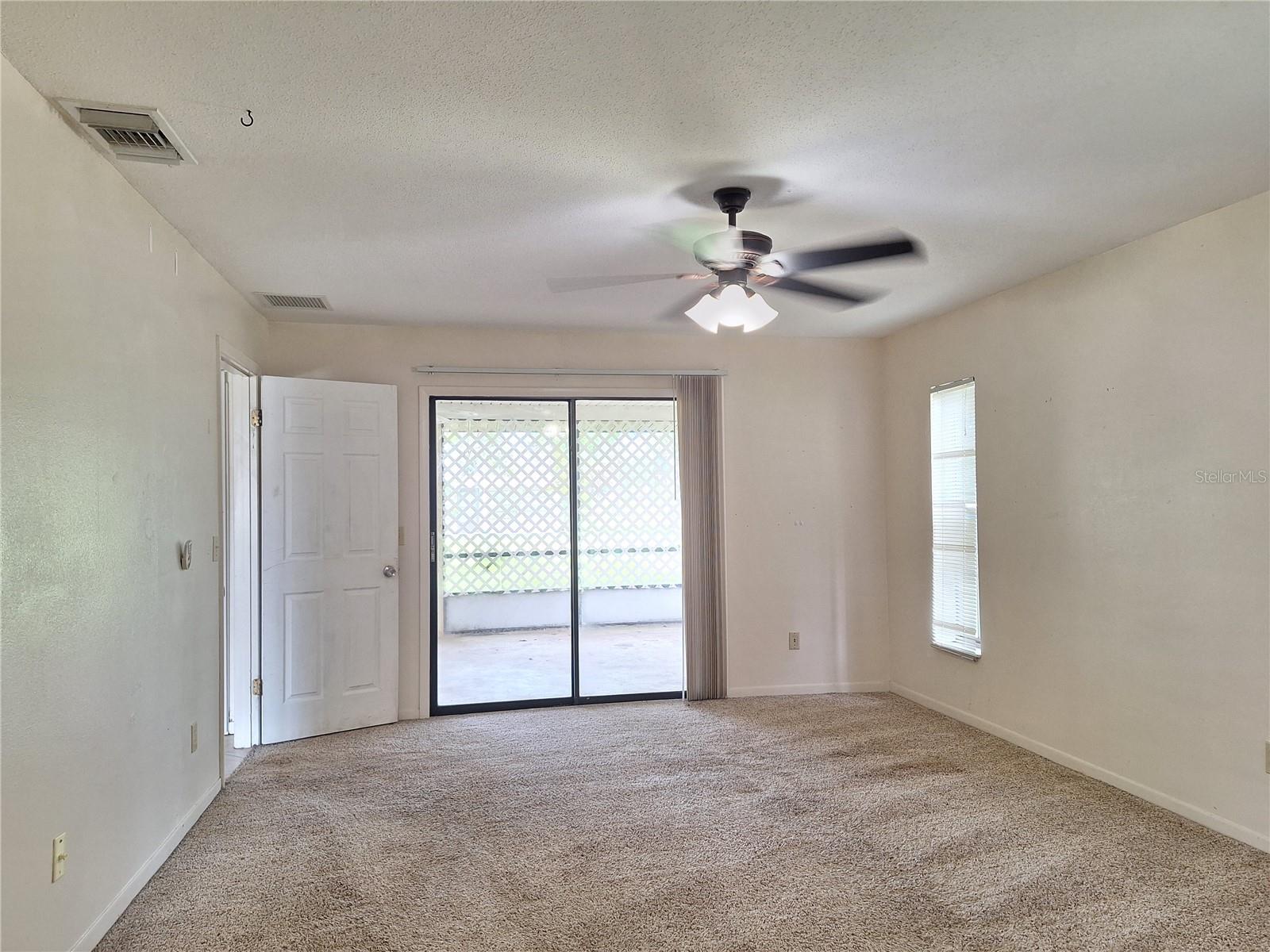 Image 12 of 26 For 2029 Willow Oak Drive