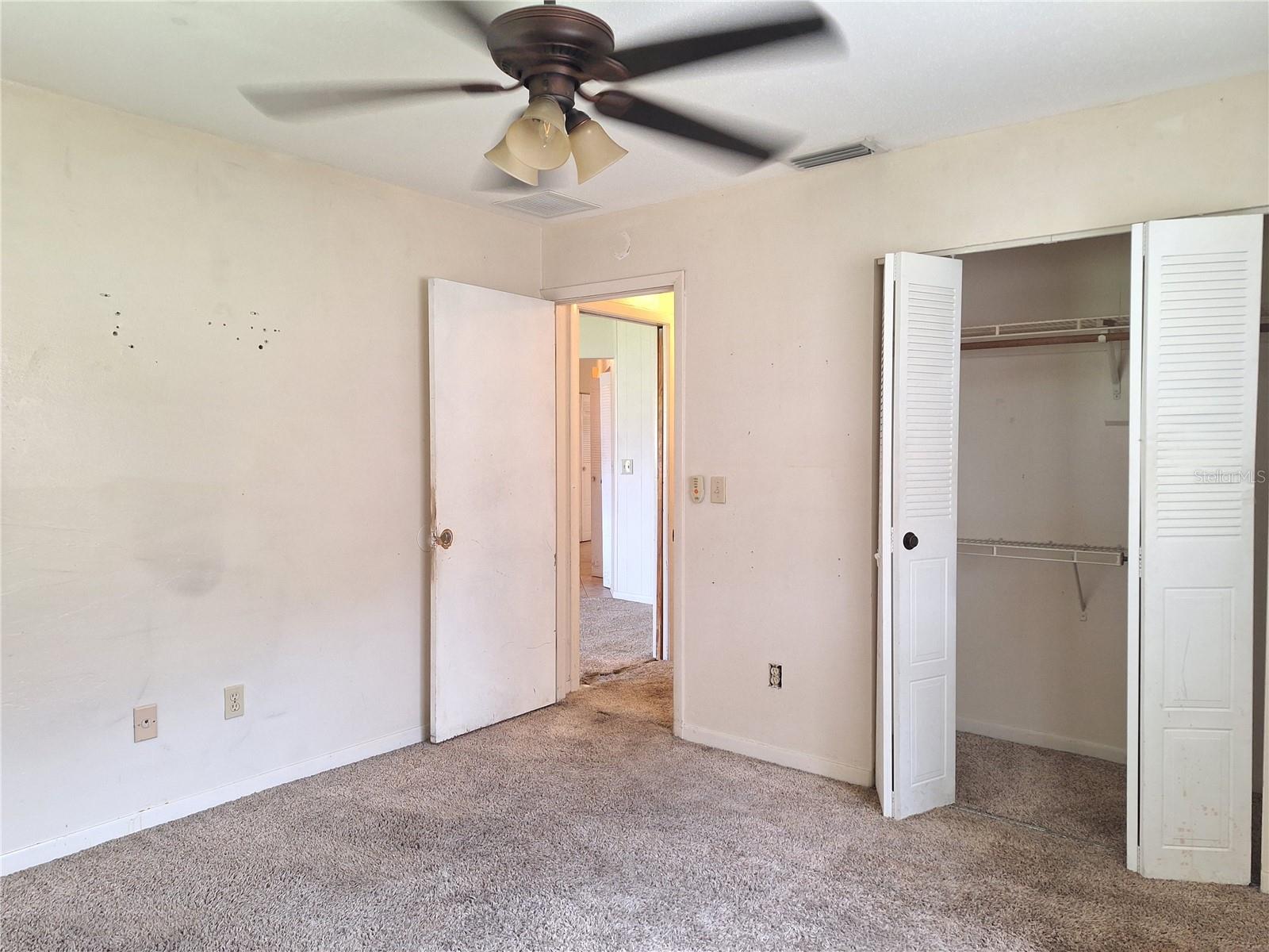 Image 18 of 26 For 2029 Willow Oak Drive