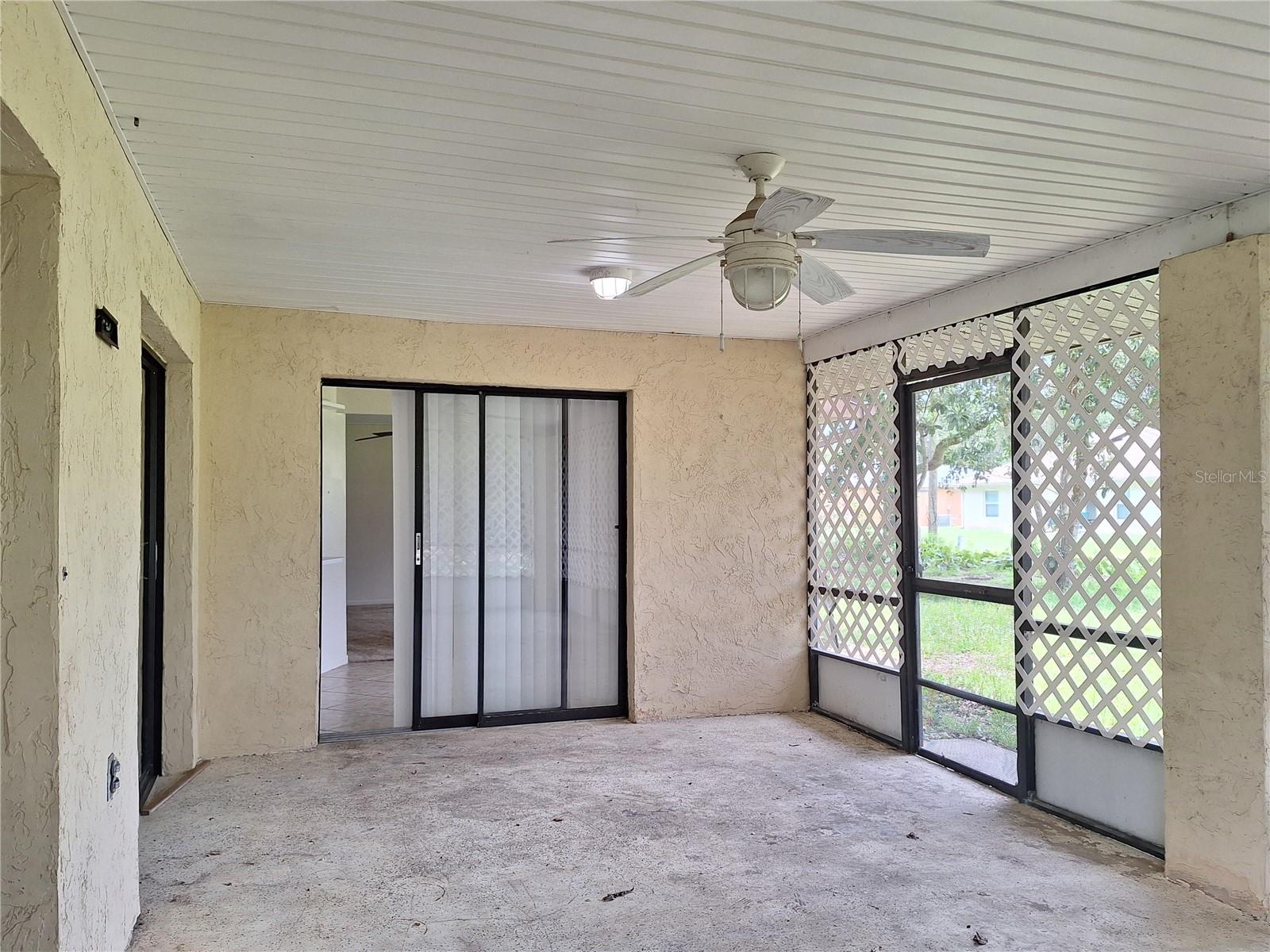 Image 22 of 26 For 2029 Willow Oak Drive