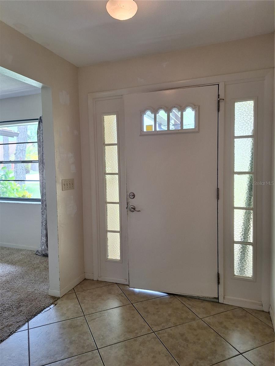 Image 3 of 26 For 2029 Willow Oak Drive