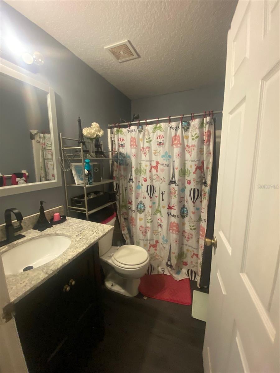 Image 15 of 18 For 2122 Orange Tree Drive