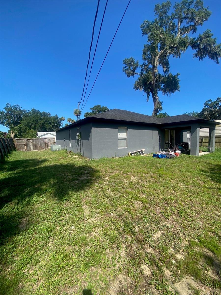 Image 17 of 18 For 2122 Orange Tree Drive