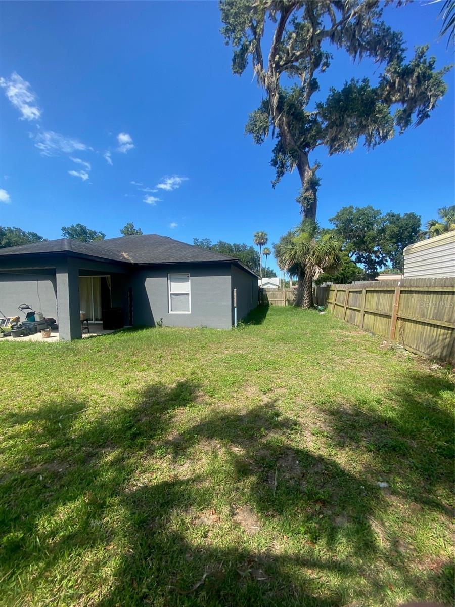 Image 18 of 18 For 2122 Orange Tree Drive