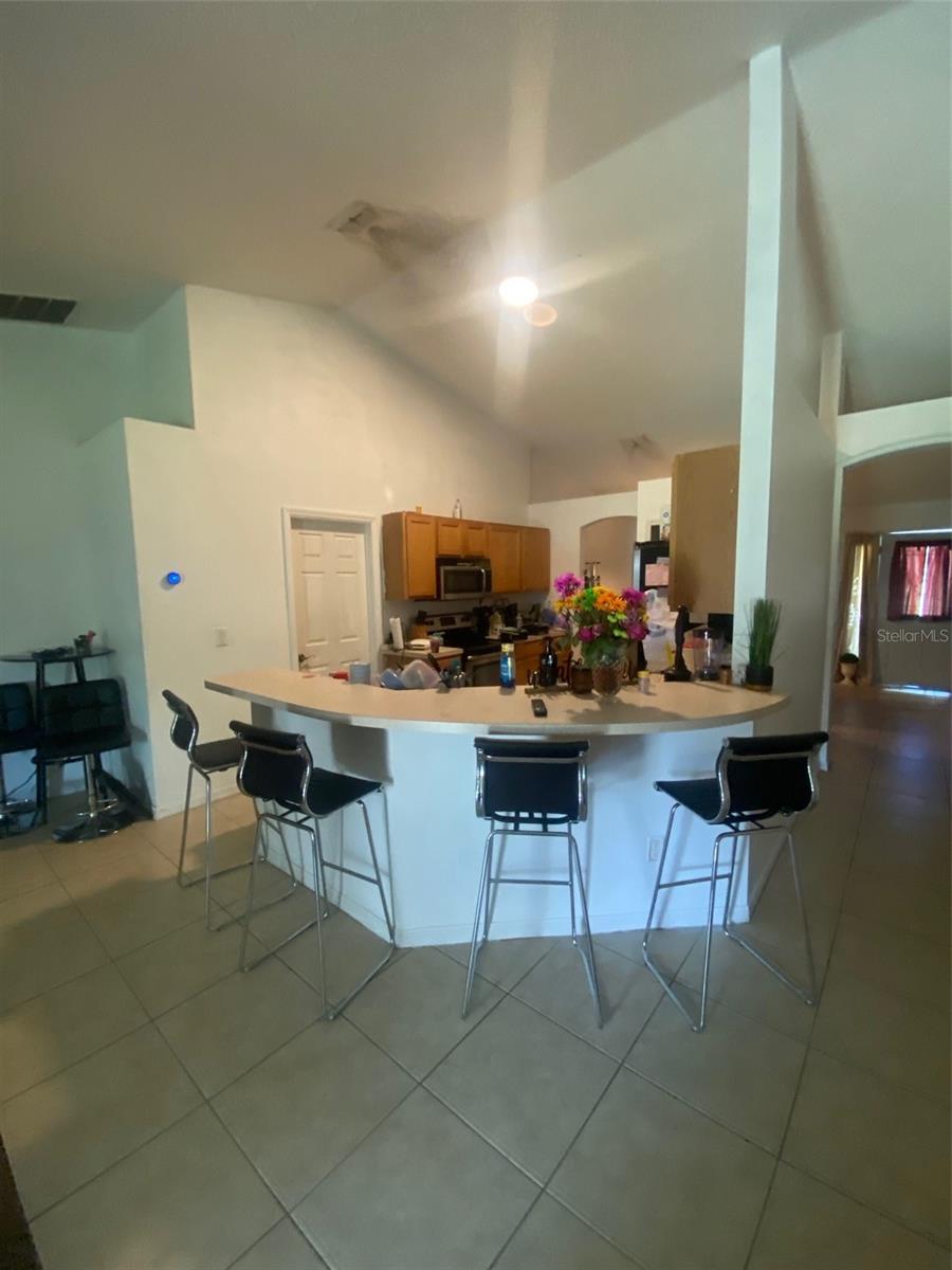 Image 7 of 18 For 2122 Orange Tree Drive