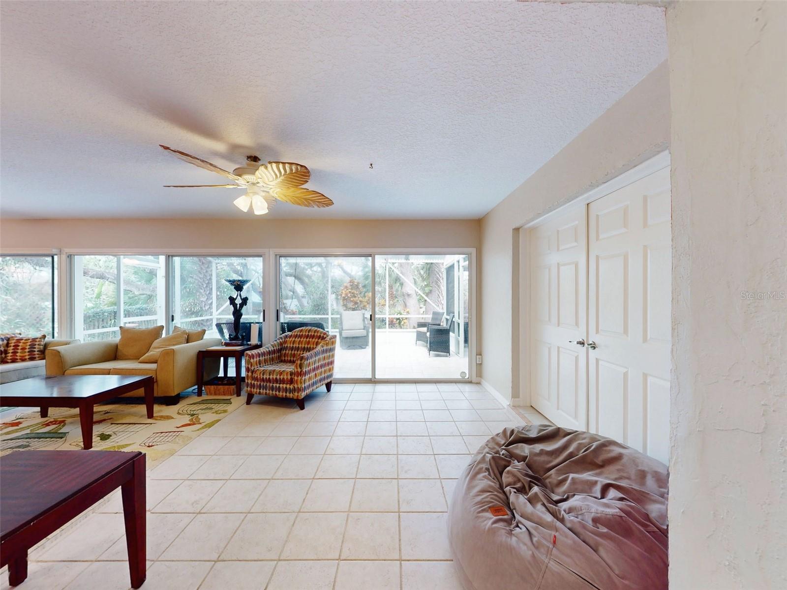 Image 20 of 38 For 808 19th Avenue