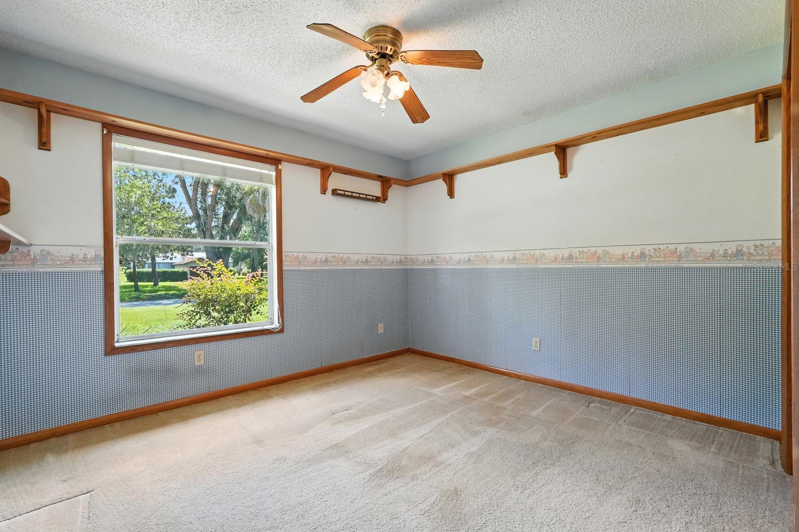 Image 15 of 24 For 1910 Pine Tree Drive