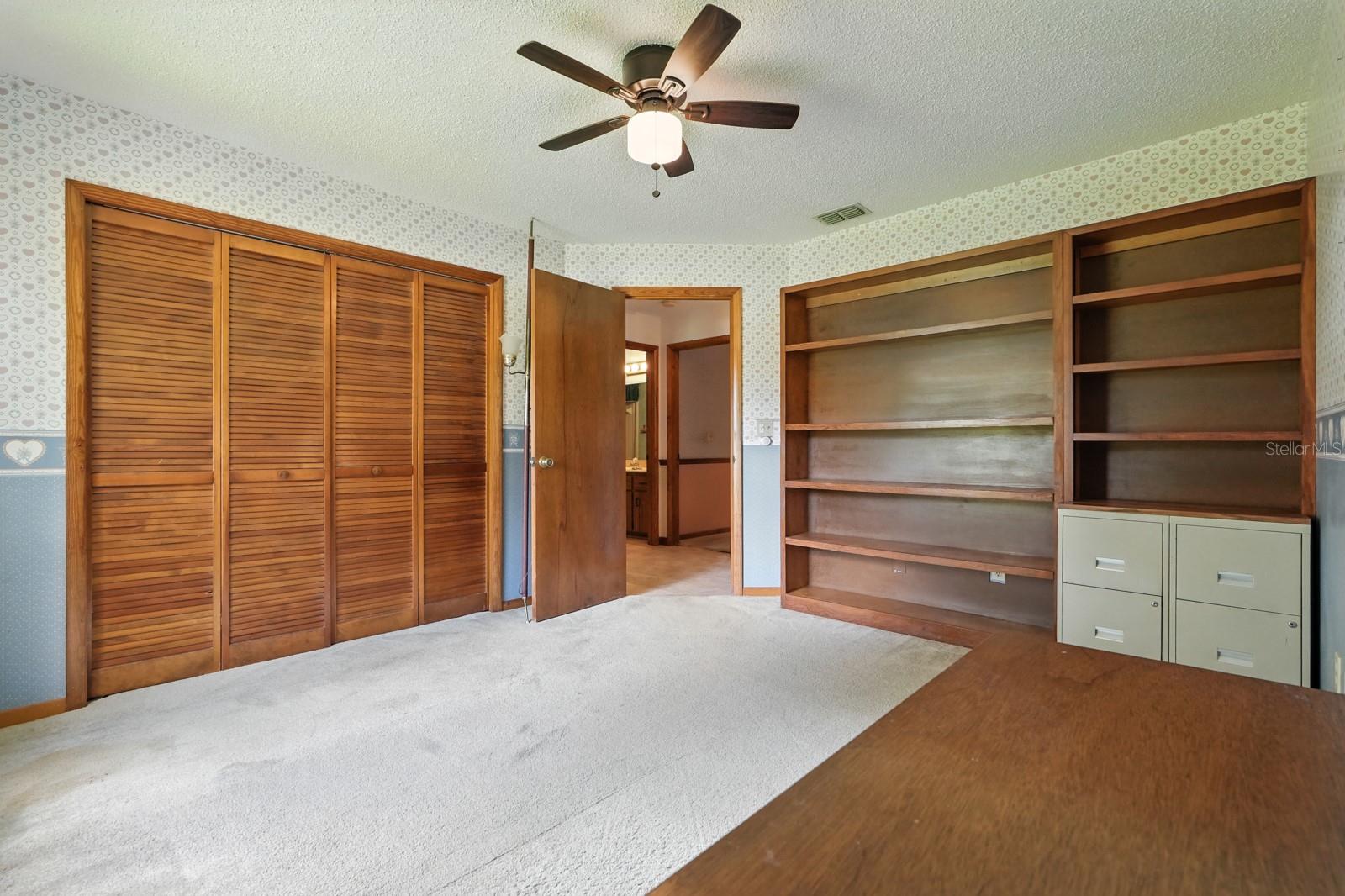 Image 16 of 24 For 1910 Pine Tree Drive