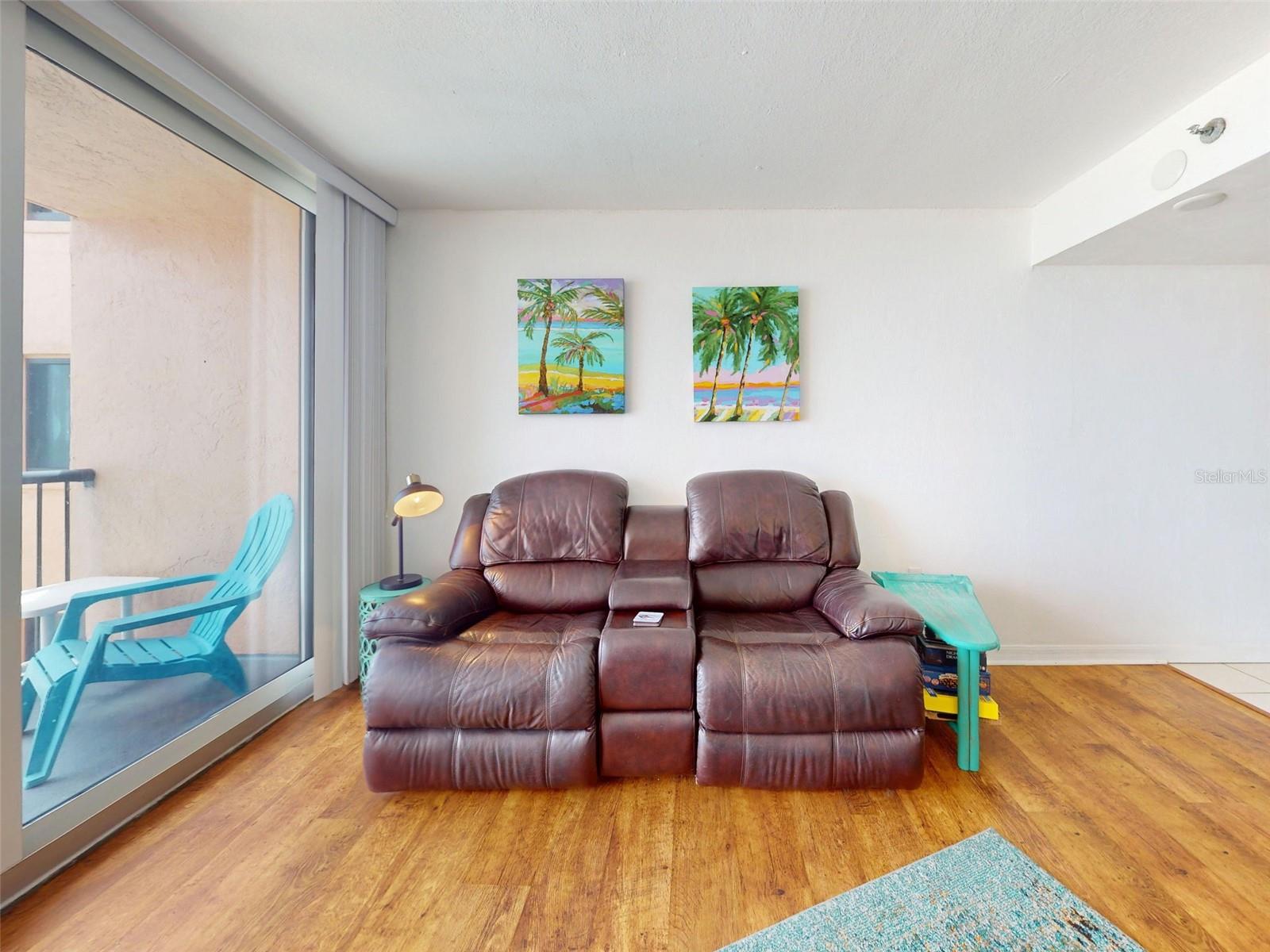 Image 20 of 76 For 4141 Atlantic Avenue 605
