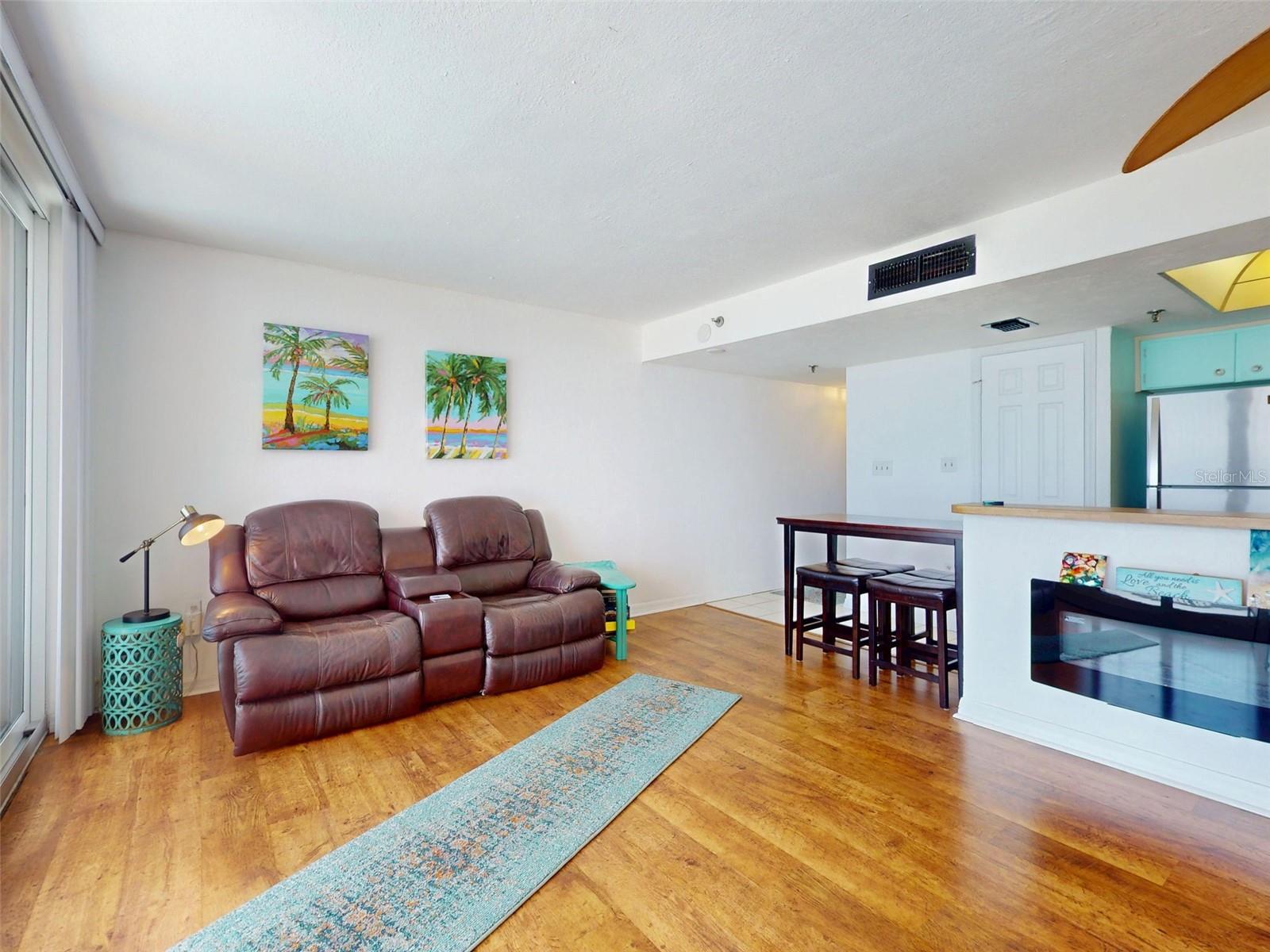 Image 22 of 76 For 4141 Atlantic Avenue 605