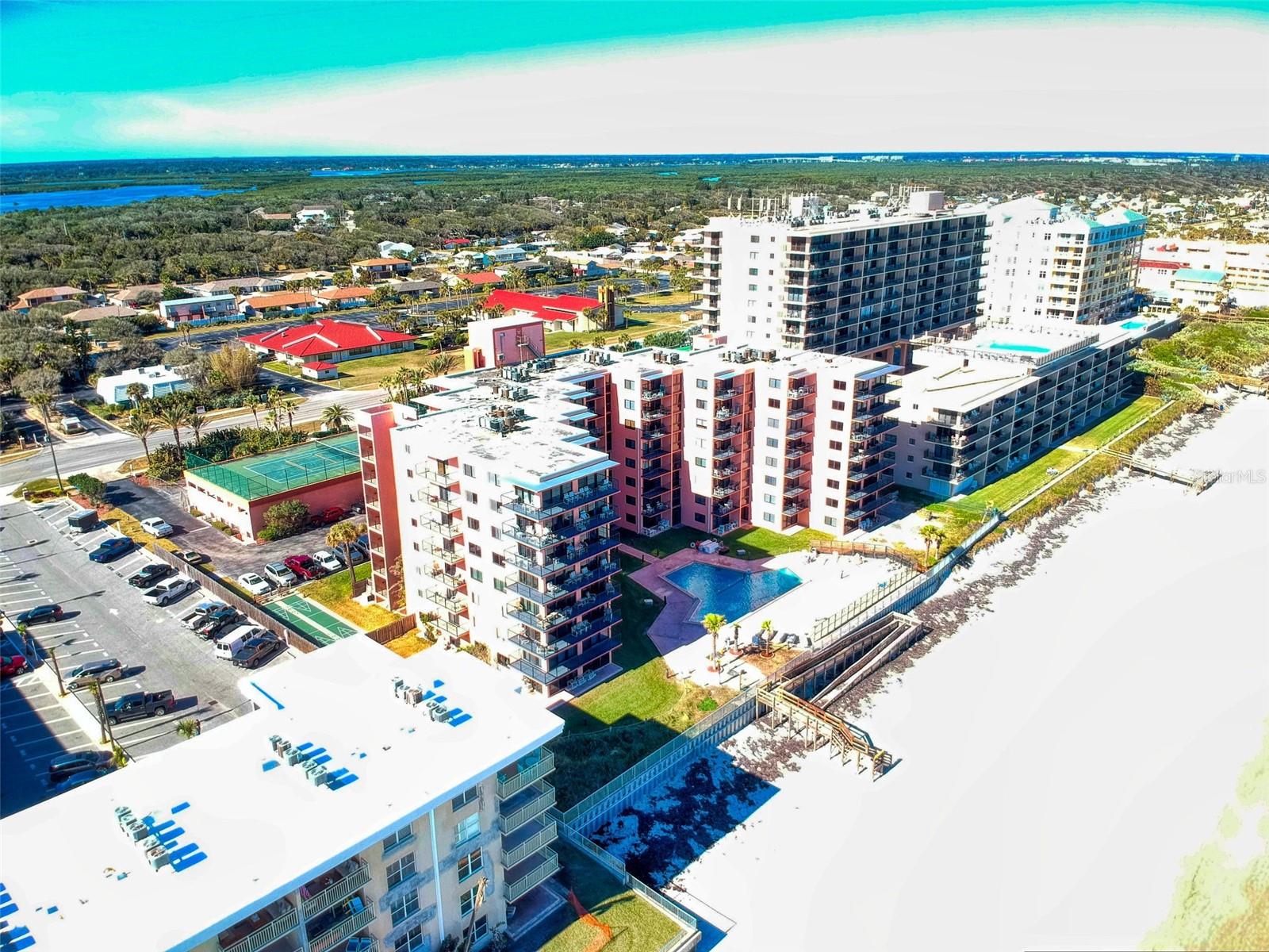 Image 45 of 76 For 4141 Atlantic Avenue 605