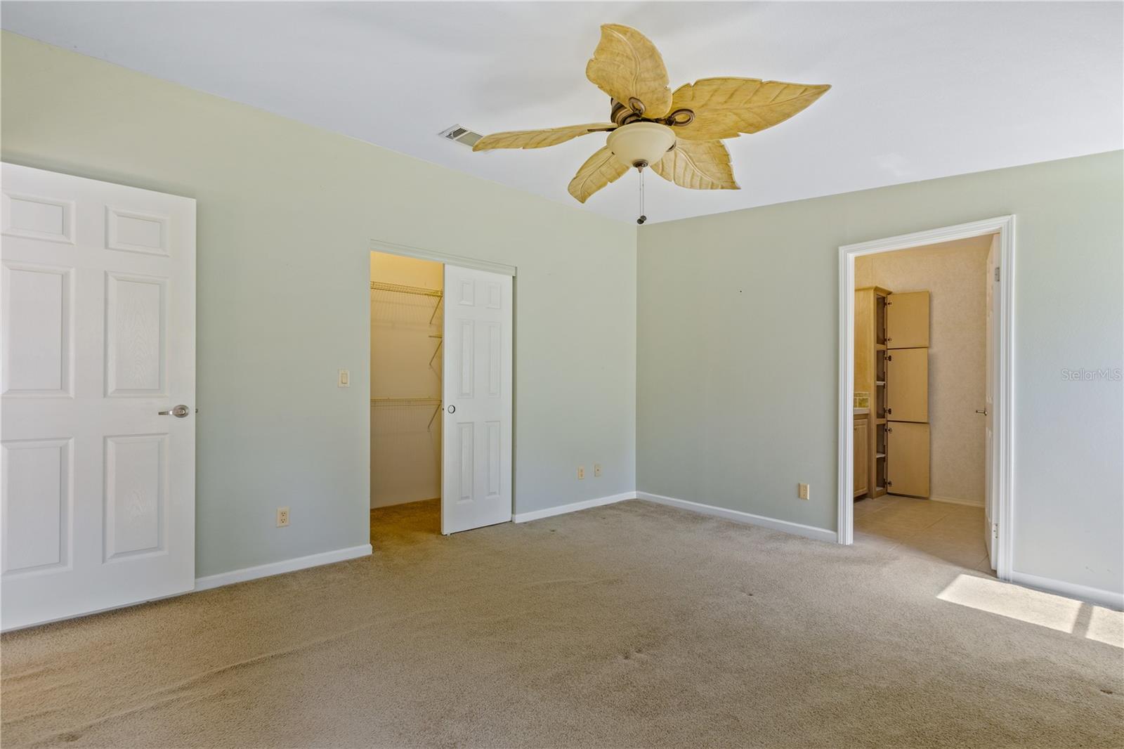 Image 15 of 65 For 415 Sioux Boulevard