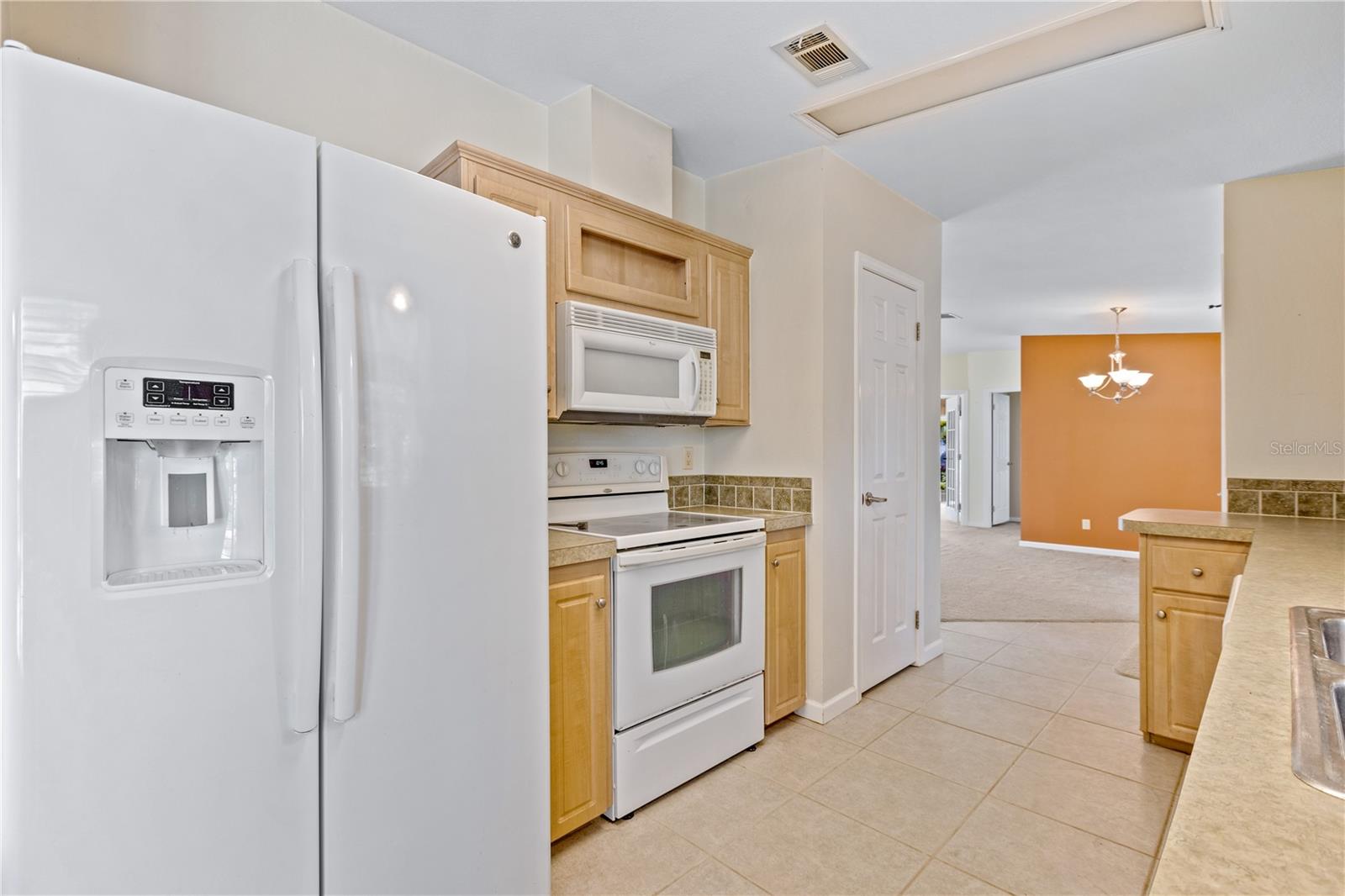Image 21 of 65 For 415 Sioux Boulevard