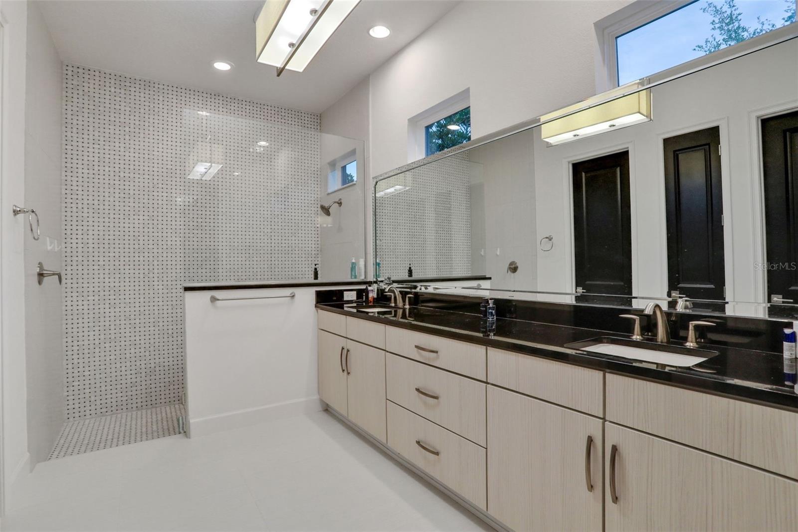 Image 37 of 69 For 6294 Fallsgrove Lane