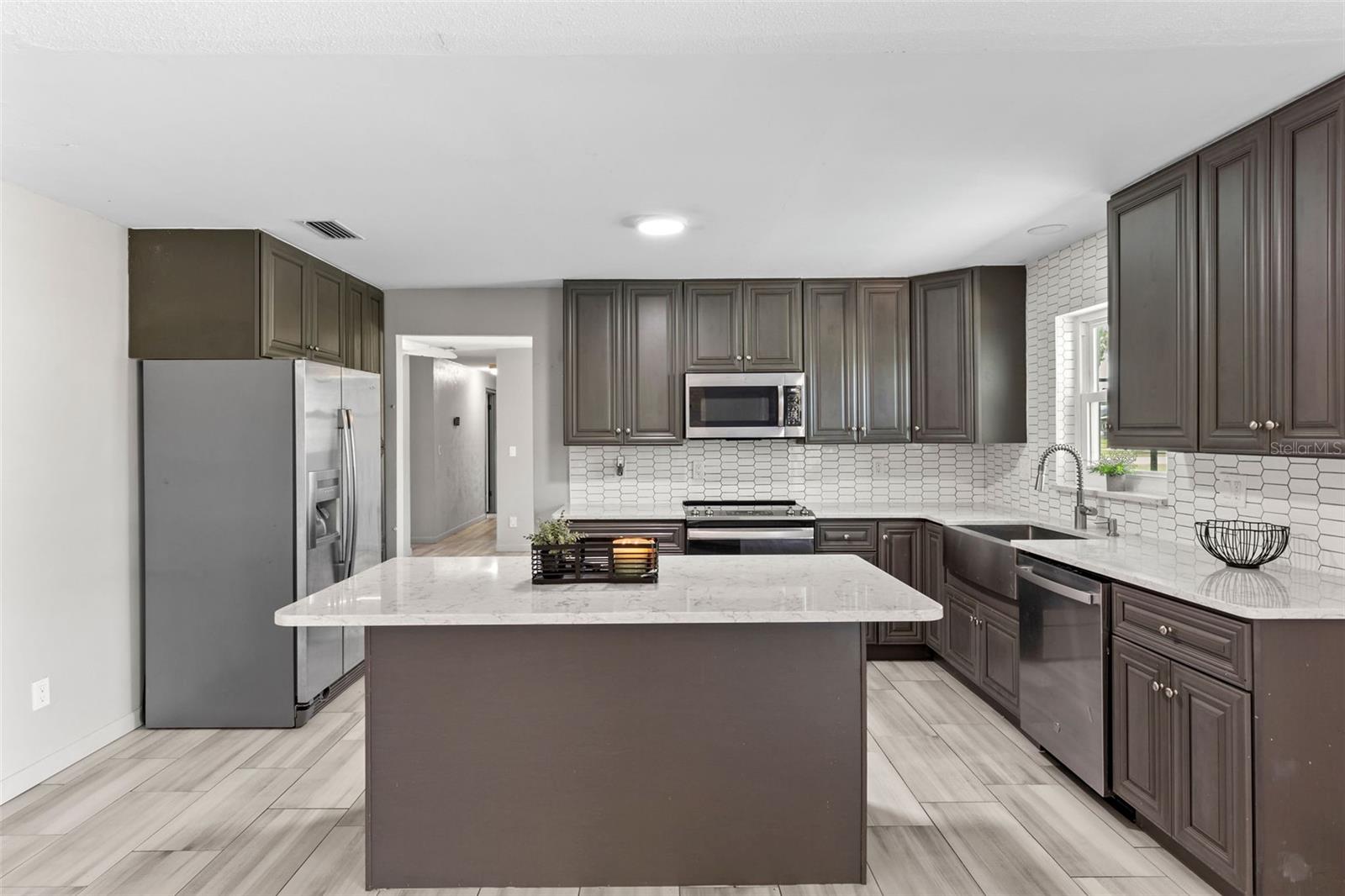 Image 11 of 50 For 800 Black Duck Drive