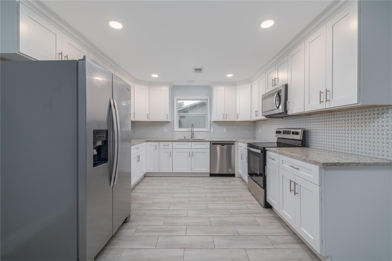 Image 11 of 30 For 2617 Pine Tree Drive