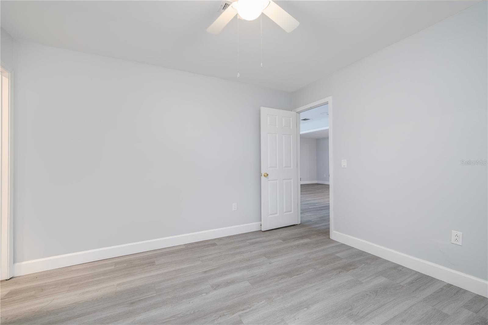 Image 15 of 30 For 2617 Pine Tree Drive