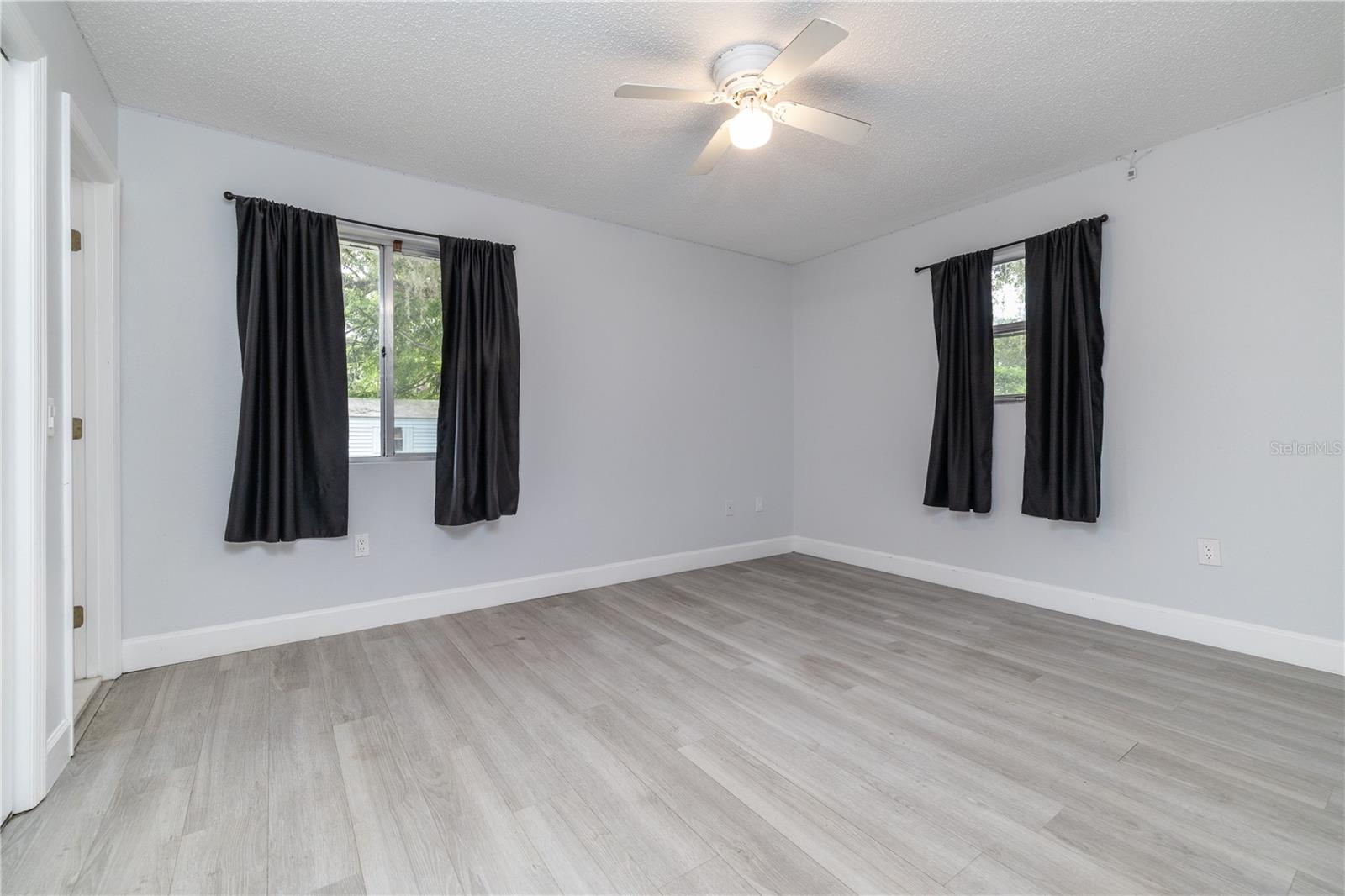 Image 19 of 30 For 2617 Pine Tree Drive