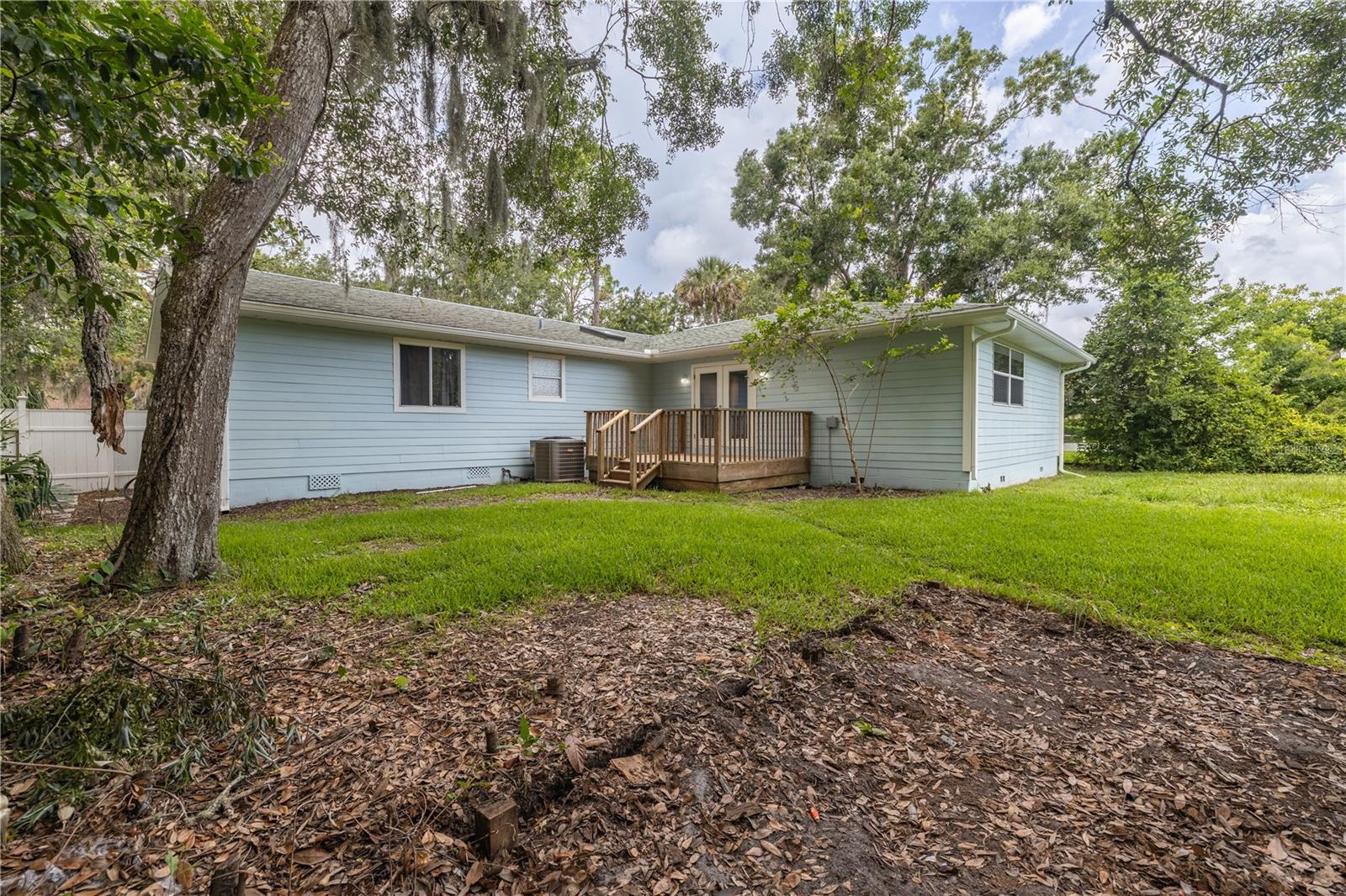 Image 28 of 30 For 2617 Pine Tree Drive