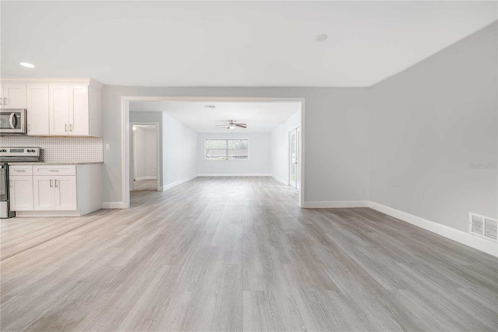Image 7 of 30 For 2617 Pine Tree Drive