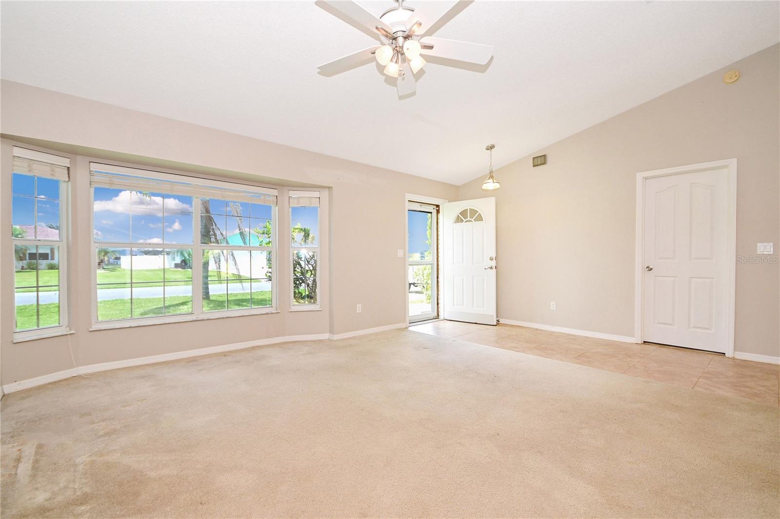 Image 18 of 35 For 1903 Willow Oak Drive