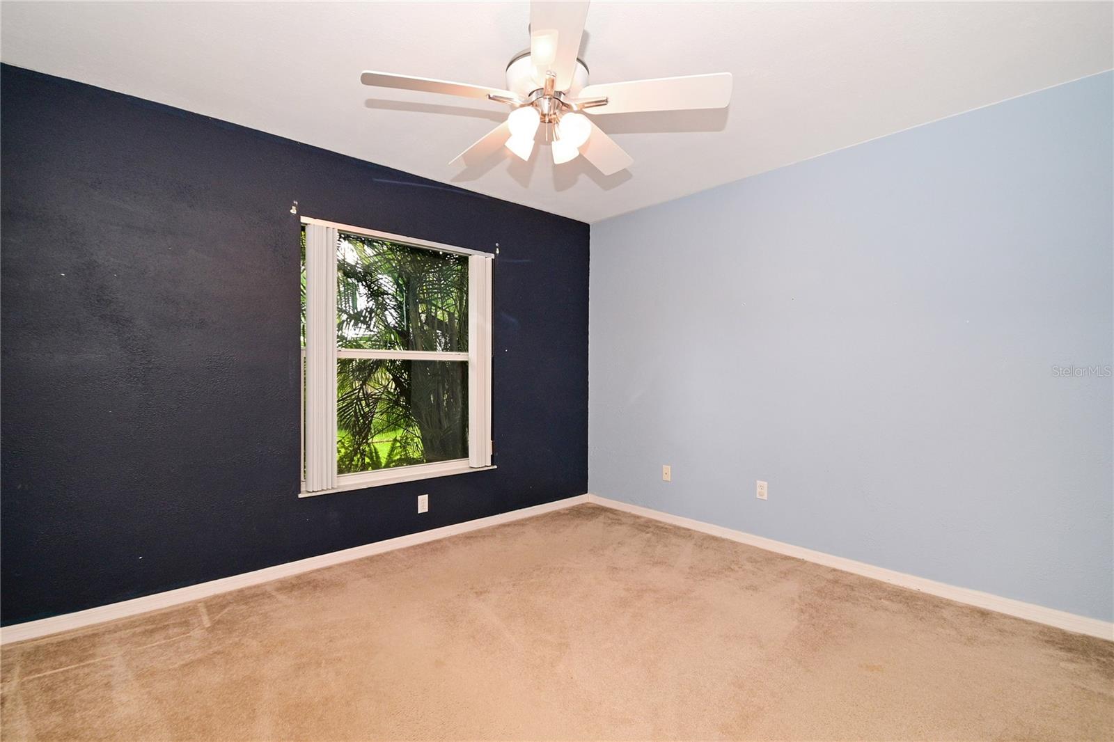 Image 26 of 35 For 1903 Willow Oak Drive