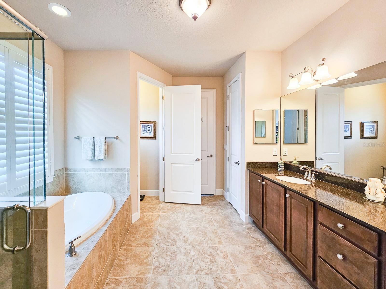Image 38 of 87 For 6804 Forkmead Lane
