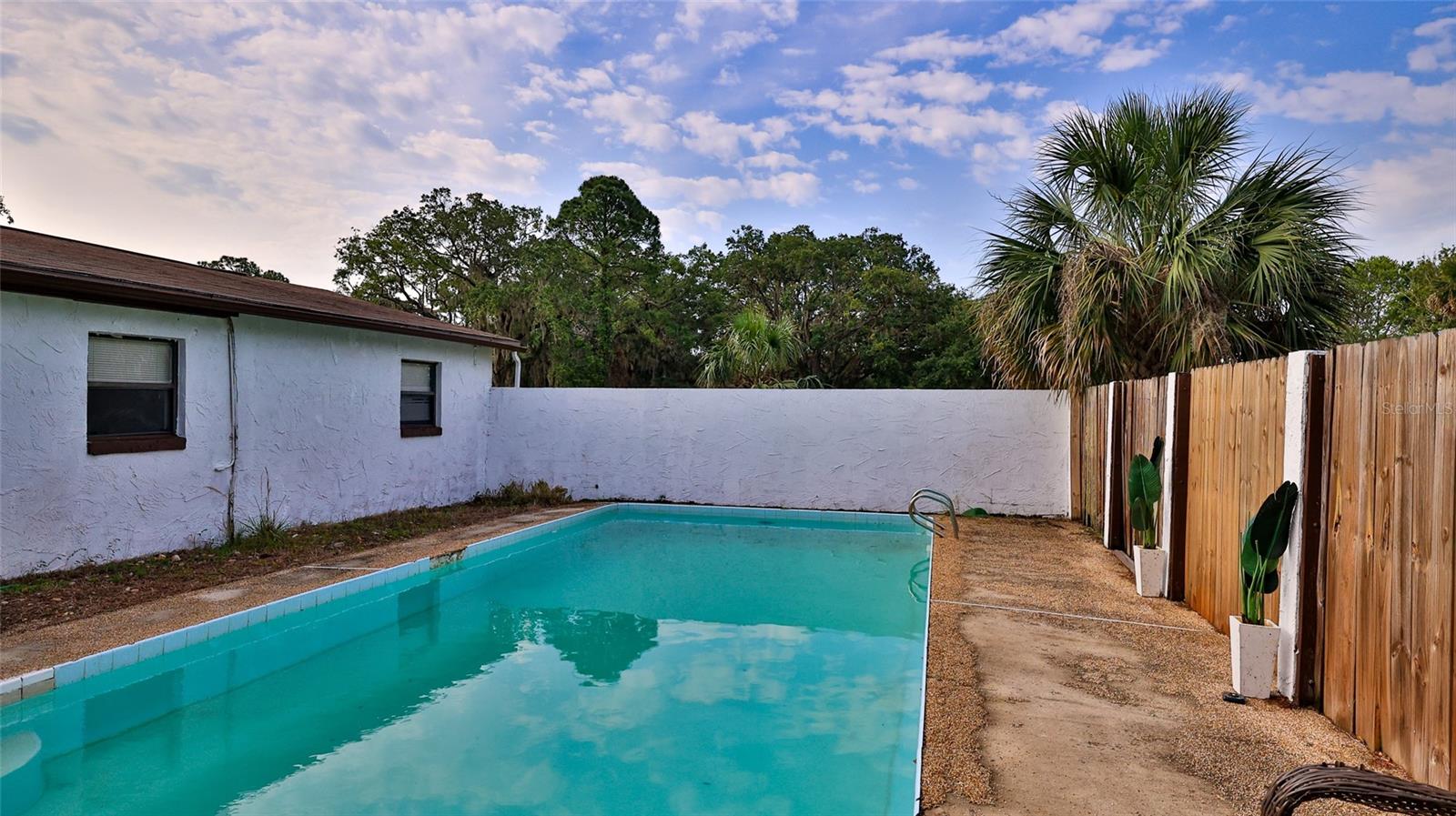 Image 6 of 9 For 314 Carol Ann Drive