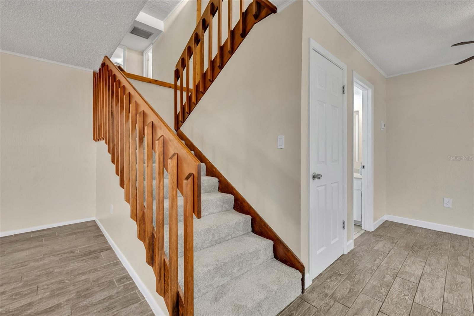 Image 21 of 38 For 3824 Saxon Drive