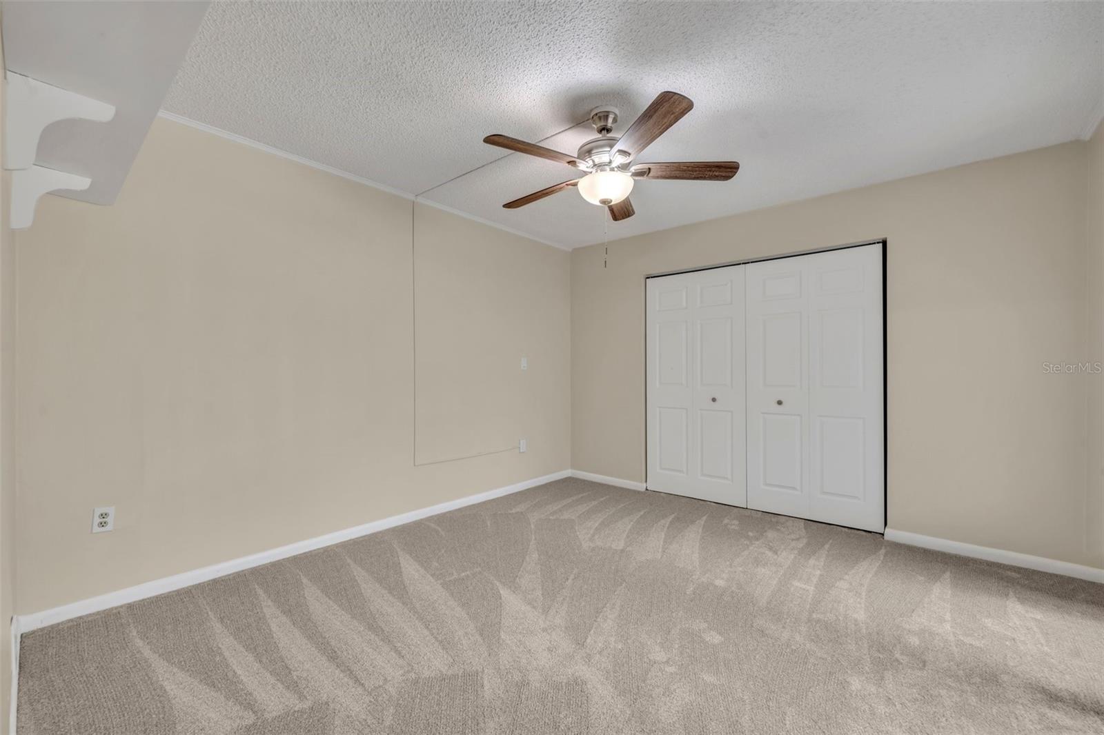Image 27 of 38 For 3824 Saxon Drive