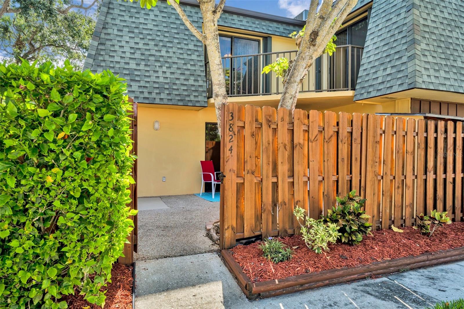 Image 3 of 38 For 3824 Saxon Drive